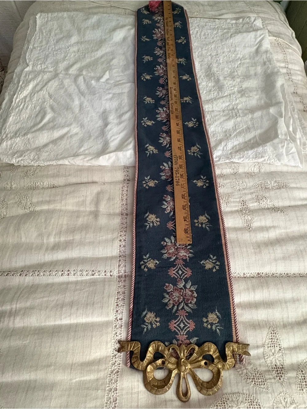 Vintage-Inspired Pink and Navy Floral Wall Hanging with Gold Accent